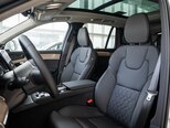 Volvo XC90-11
