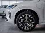 Volvo XC90-9