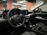 Kia K5-4