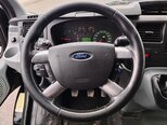 Ford Transit-13
