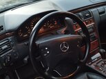 Mercedes E 240-10