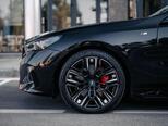 BMW i5-19
