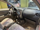 Nissan March-12