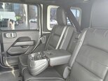 Jeep Wrangler-14