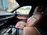 Audi Q7-17