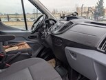 Ford Transit-11