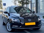 Volkswagen Passat-1