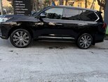 Lexus LX 450d-2