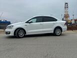 Volkswagen Polo-5