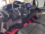 Ford Tourneo Custom-12