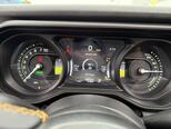 Jeep Wrangler-12