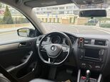 Volkswagen Jetta-15