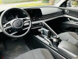 Hyundai Elantra-12
