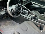 Hyundai Elantra-11