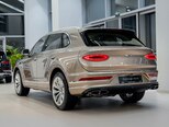 Bentley Bentayga-6