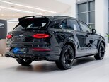 Bentley Bentayga-8