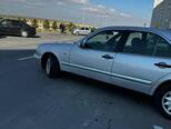 Mercedes E 220-3