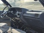 Toyota HiAce-9