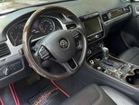 Volkswagen Touareg-5