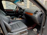 Volkswagen Touareg-8