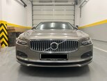 Volvo S90-1