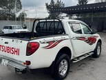 Mitsubishi L200-2