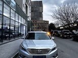 Hyundai Sonata-1
