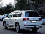 Toyota Land Cruiser-14
