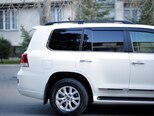 Toyota Land Cruiser-10