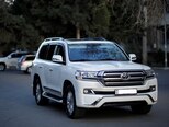 Toyota Land Cruiser-4
