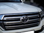 Toyota Land Cruiser-6