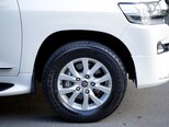 Toyota Land Cruiser-8