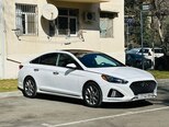 Hyundai Sonata-1