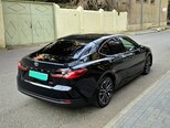 Toyota Camry-5