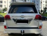 Toyota Land Cruiser-3