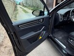 Porsche Cayenne-12