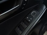 Lexus IS 300-16