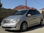 Mercedes B 200-4