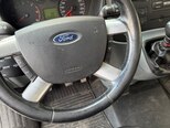 Ford Transit-13