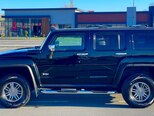 Hummer H3-2