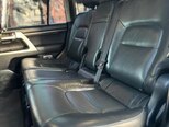 Toyota Land Cruiser-13