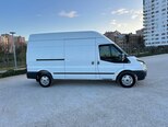 Ford Transit-6