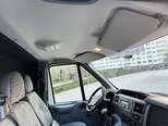 Ford Transit-12