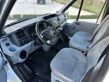 Ford Transit-16