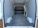 Ford Transit-10