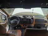 Ford Transit-7