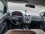 Volkswagen Touran-2