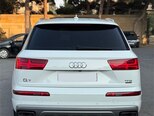 Audi Q7-4