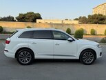 Audi Q7-7