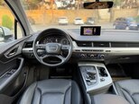 Audi Q7-12